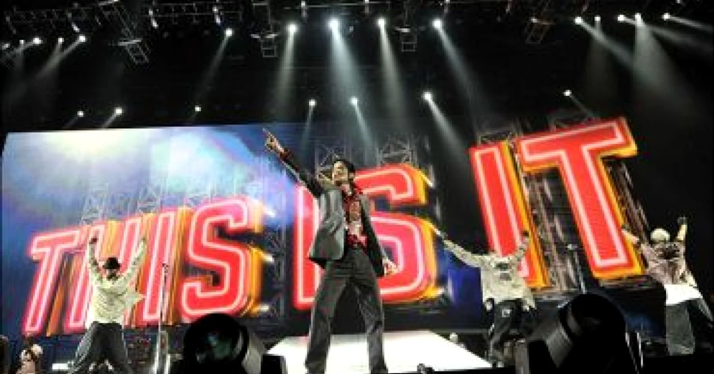 <b>The Sun</b>: Michael, plin de viaţă cu numai 2 zile înainte de a muri