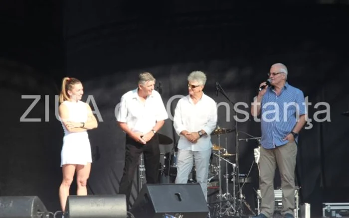 Nicusor Ene, alături de Simona Halep, la Constanţa, la evenimentul din vară la care aceasta şi-a prezentat trofeul câştigat la Wimbledon. Sursă foto: Ziarul de Constanţa