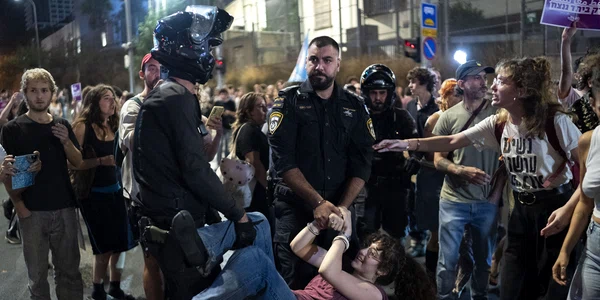 Protest în Tel Aviv pentru a cere formarea unui guvern comun arab-evreu