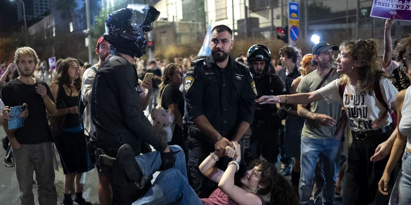 Protest în Tel Aviv pentru a cere formarea unui guvern comun arab-evreu