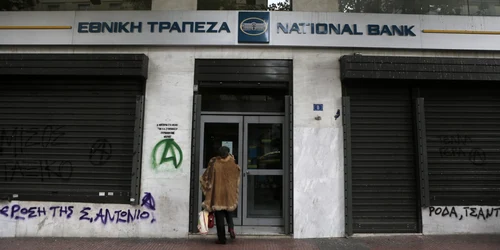 Mai multe familii puternice controlează sectoarele importante ale ţării
