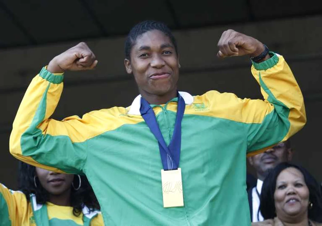 
    Semenya Caster e hermafrodită!  