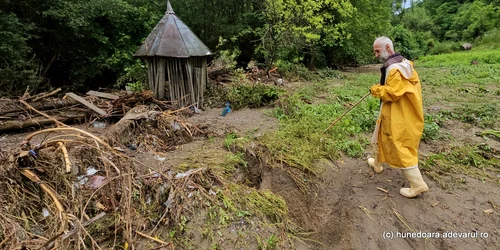 Valea Cernei și Cernișoarei, după inundatii  Foto Daniel Guță ADEVĂRUL (66) jpg