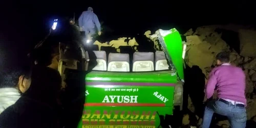autobuz india jpeg