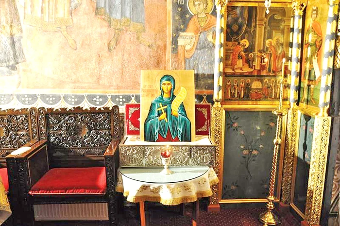  Din 2008, biserica are și hramul Sf. Cuvioase Parascheva