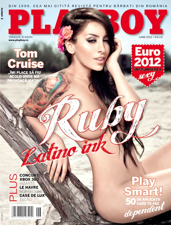 
    Cântăreaţa Ruby s-a dezbrăcat (FOTO: PLAYBOY)  