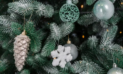 decorated fir tree jpg