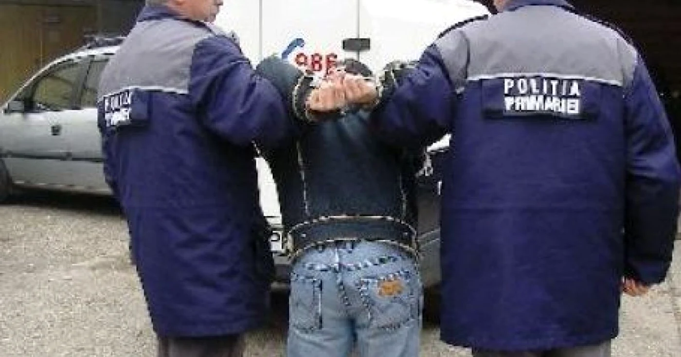 Tânărul a fost predat Poliţiei Cluj în vederea întocmirii unui dosar de cercetare penală pentru tentativă de furt