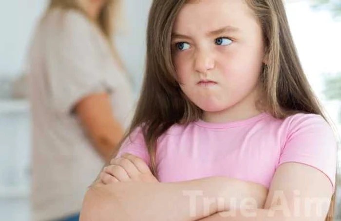 O persoană care a avut parte de o copilărie nefericită nu va putea fi suficient de fericită şi echilibrată din punct de vedere emoţional nici la maturitate