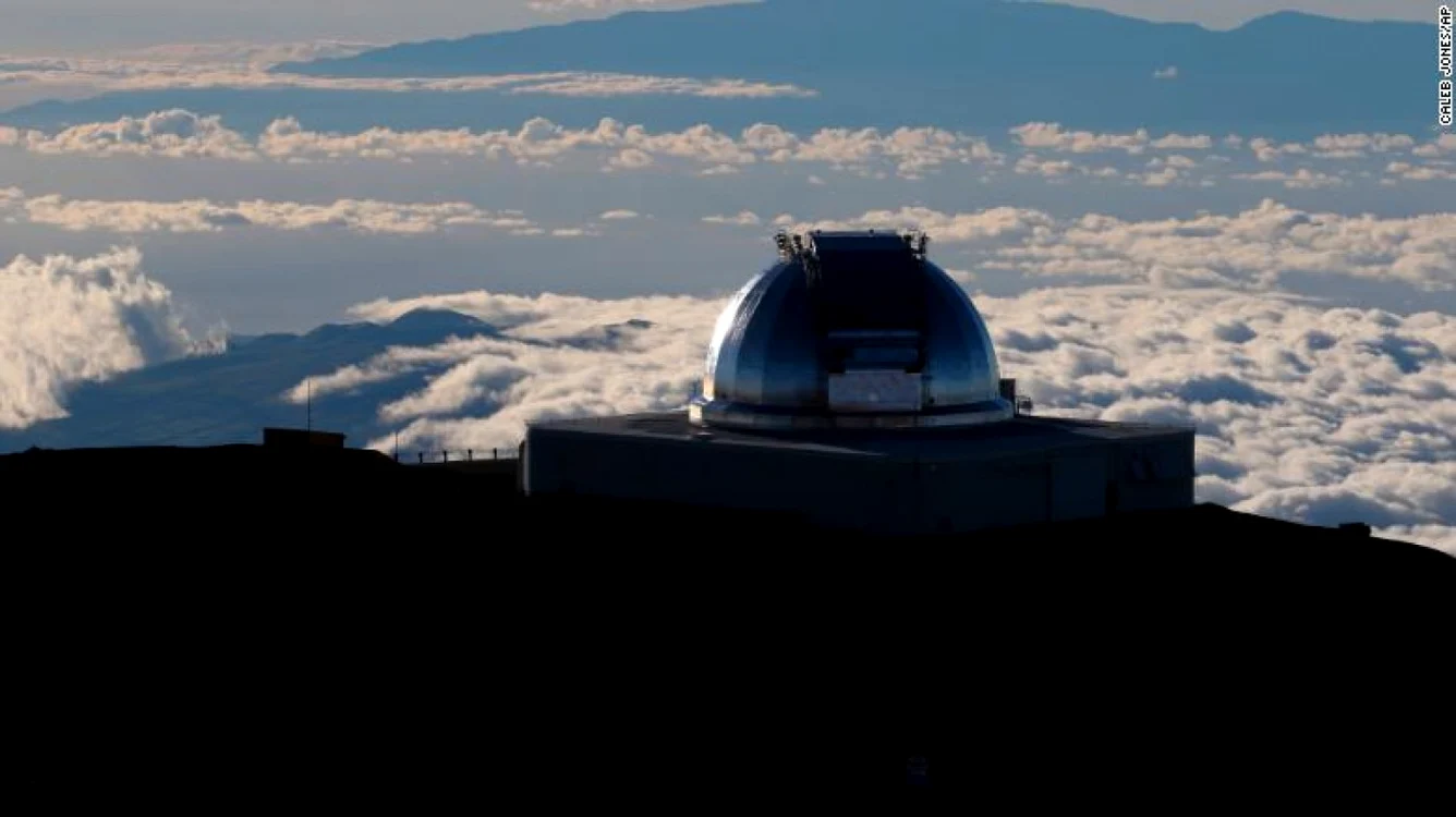 Construcţia din vârful muntelui Mauna Kea FOTO CNN