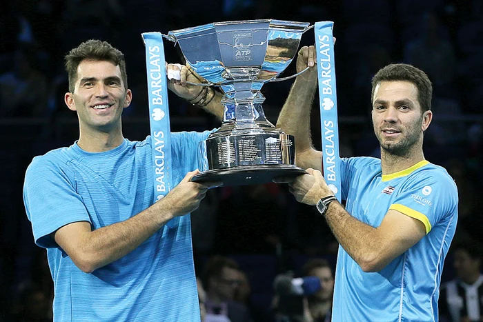 
    Horia şi  Jean Julien au câştigat, în noiembrie, Turneul  Campionilor  