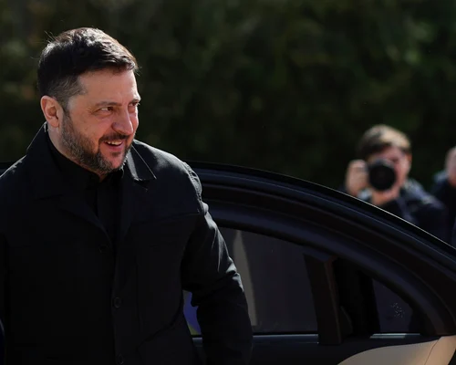 COTROCENI ZELENSKY 00 INQUAM Photos Octav Ganea jpg