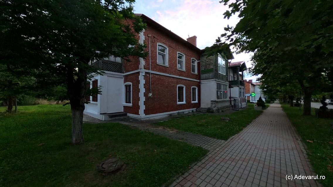 Orasul Victoria din Brașov  Foto Daniel Guță ADEVĂRUL (34) jpg