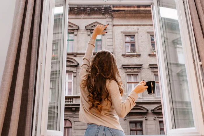 Cât de des și pentru cât timp trebuie să aerisești locuința în sezonul rece.