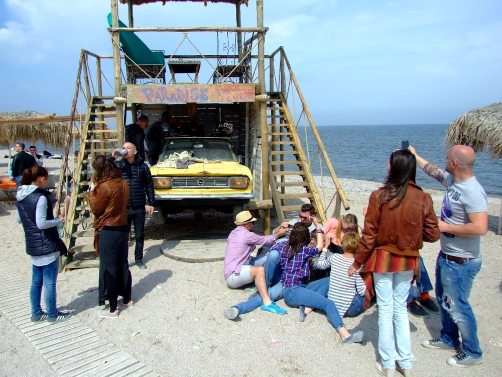 Tineri din Europa, în vacanţă la Vama Veche Foto Sînziana Ionescu