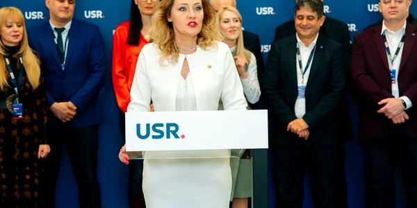 Elena Lasconi foto Oana Murariu jpg