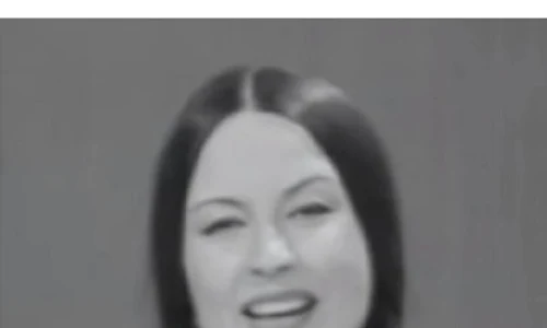 La debut era frumoasă  ca un fotomodel jpeg