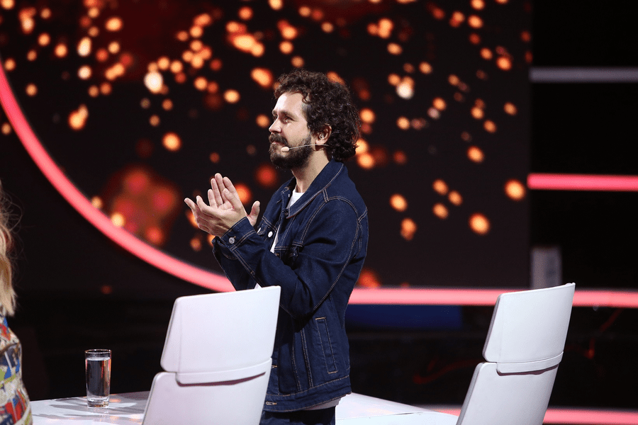Costel Bojog, noul membru al juriului „iUmor“. Cine este actorul care l-a înlocuit pe Mihai Bendeac
