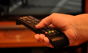 remote control 4891936 1280 (1) jpg