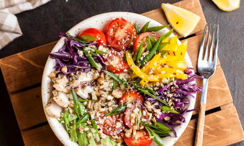 salata de avocado jpg