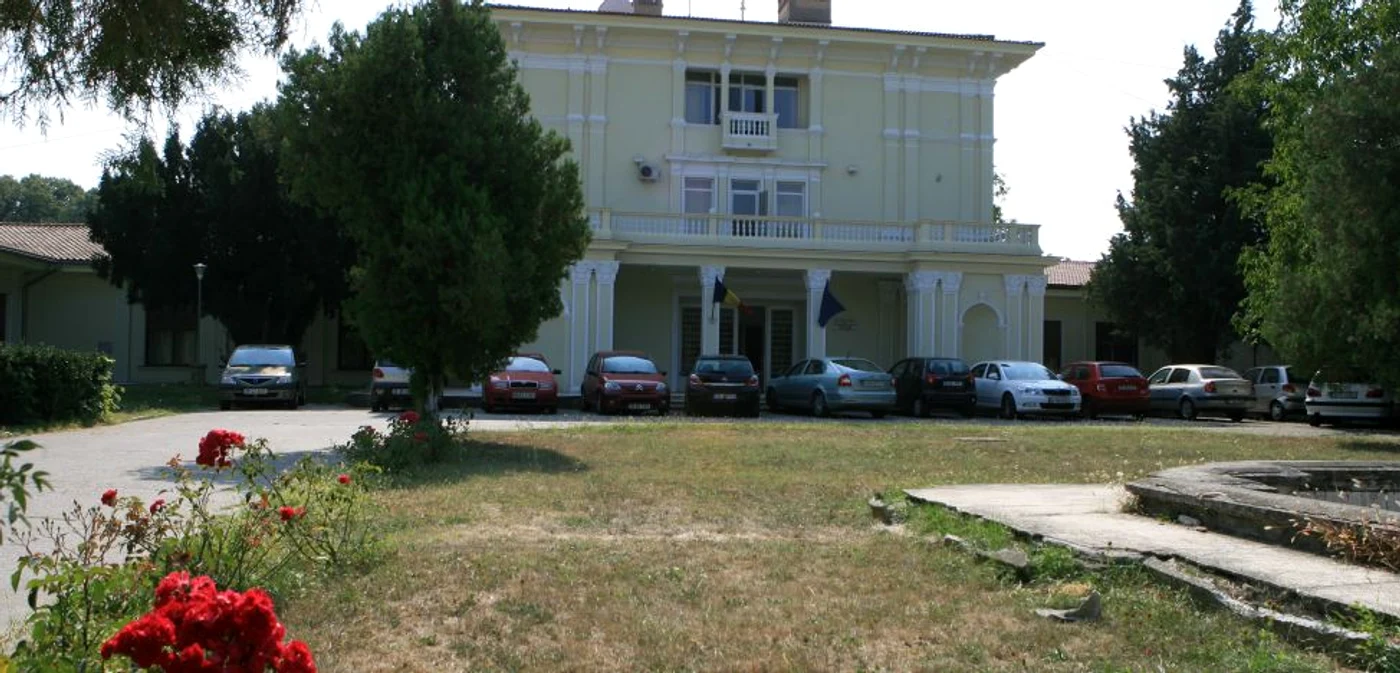 Angajaţii susţin că se doreşte desfiinţarea institutului FOTO Adevărul