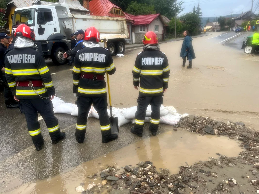 Inundatii Prahova 01 ISU Prahova jpeg