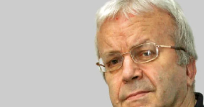 Doar o părere...: Hora străinilor