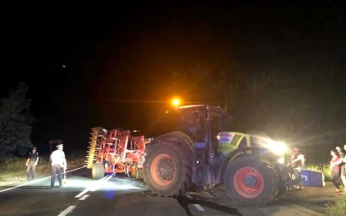 Imprudenţa mamei a fost una din cauzele accidentului. FOTO: Adevarul.ro