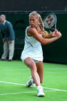 Anna Kournikova, Profimedia