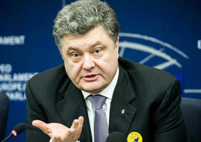 Preşedintele ucrainean, Petro Poroşenko, a ţinut o parte a unui discurs în limba română
