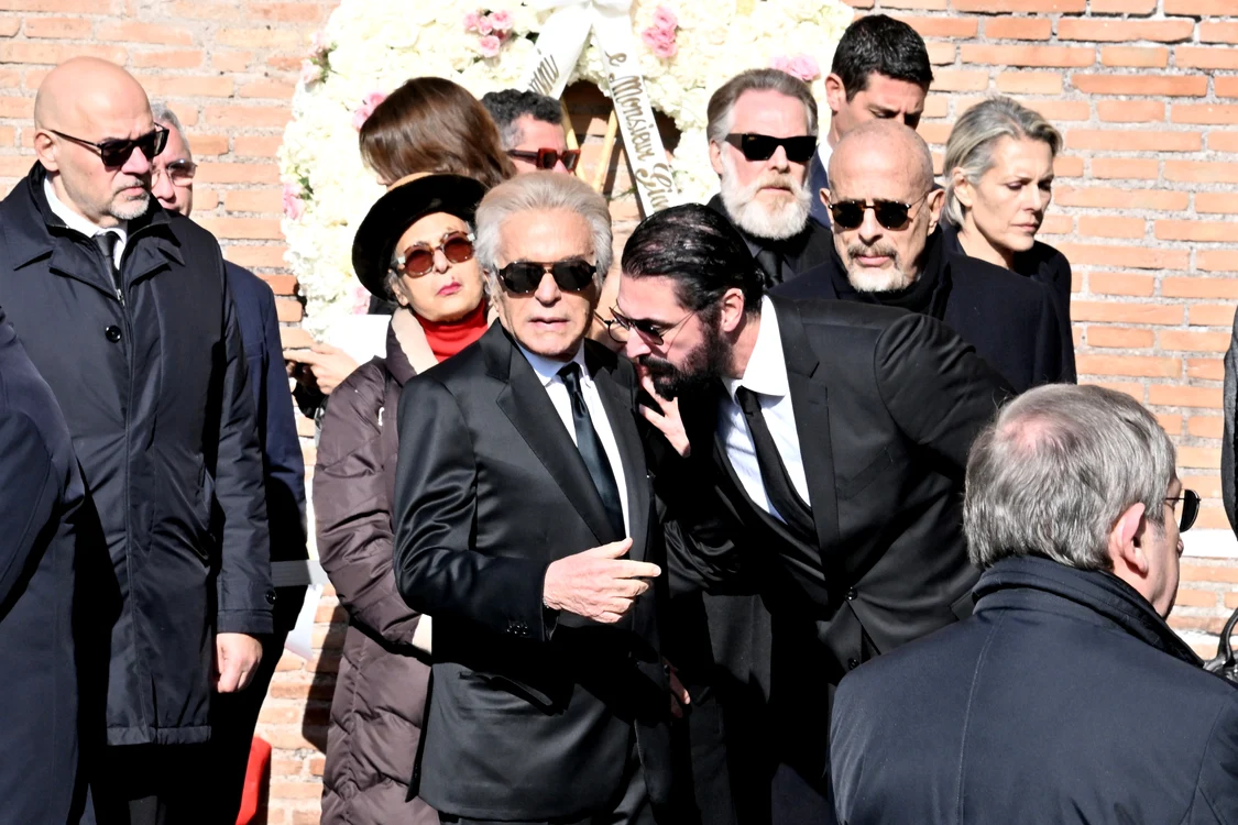 Înmormântarea lui Valentino a avut loc la Roma, Profimedia 1068611147 (6) jpg
