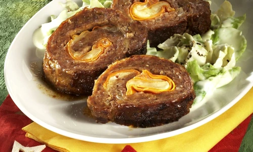 rulada de carne tocata cu branza jpeg