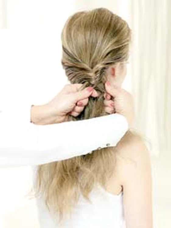 Împletiturile – atât de şic!  (Fotografii: Nivea)