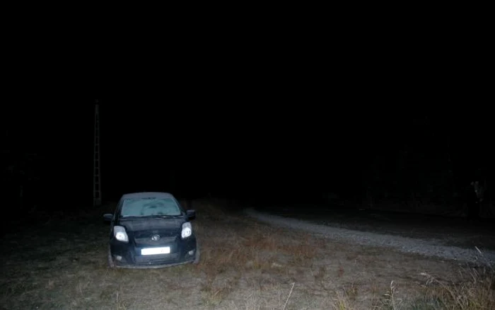 Autoturismul sinucigasei a fost gasit abandonat pe marginea lacului