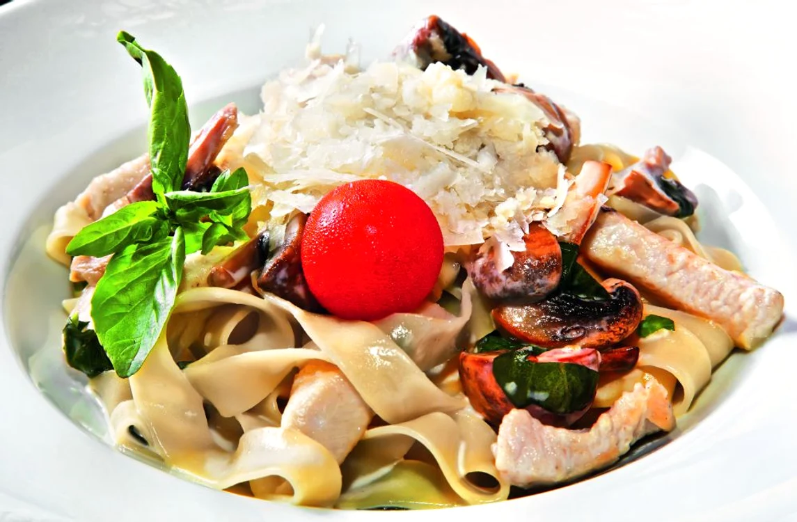 tagliatelle cu ciuperci si busuioc jpeg
