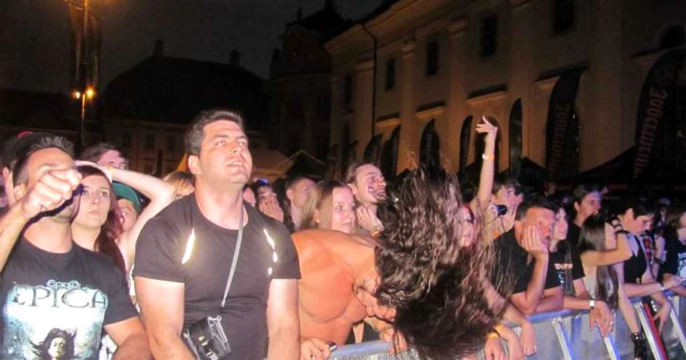 Iubitorii muzicii rock sunt asteptati in centrul Sibiului