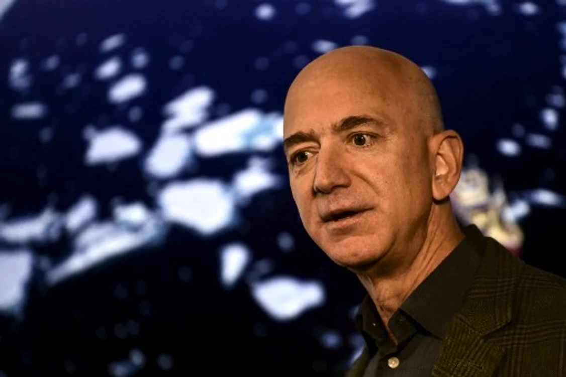 Acțiunile Amazon s-au prăbușit! Compania lui Jeff Bezos, în impas?
