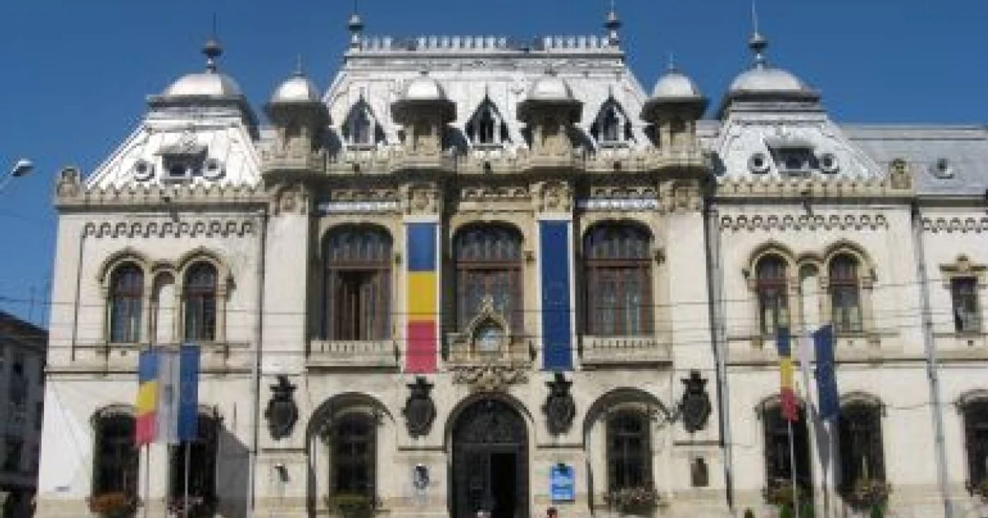 Craiova: Edilii Băniei sunt dispuşi să îi despăgubească pe moştenitorii clădirii Primăriei Craiova