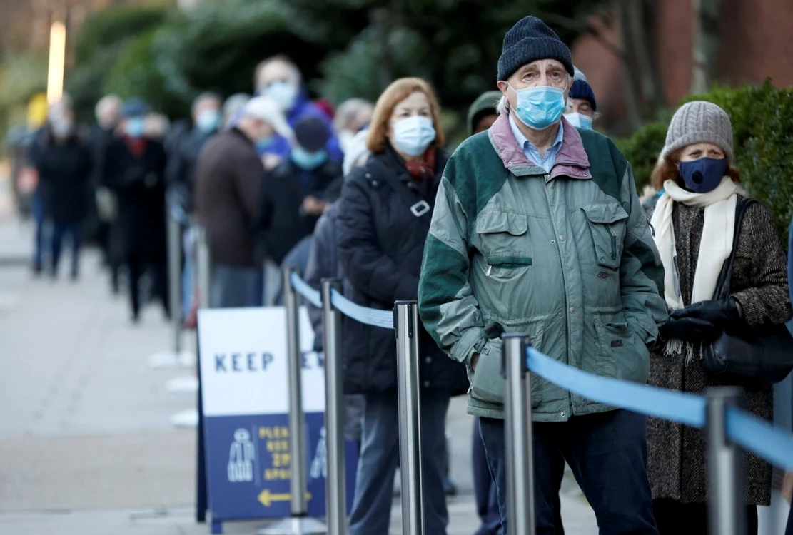 uk-britanici-cozi-banca-de-alimente-food-banks