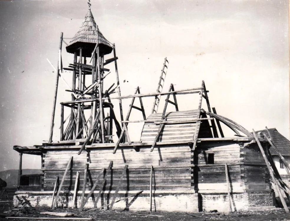 biserica dragutesti la muzeul golesti remontare 1968