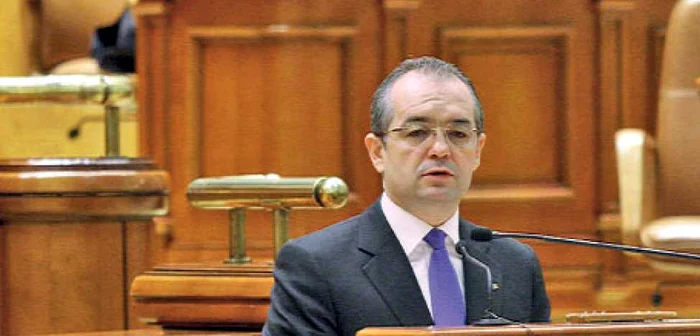 Premierul Emil Boc îşi asumă răspunderea pe măsurile de austeritate