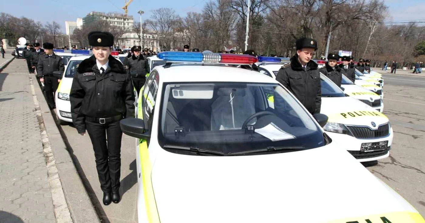 Poliţia are maşini noi. FOTO Tudor Iovu
