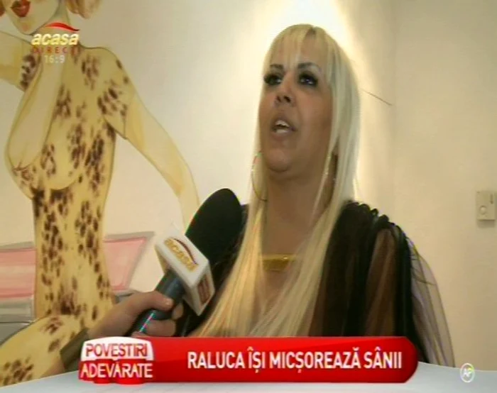 
    Vedeta crede că i-ar sta mai bine dacă ar avea sânii mai mici  