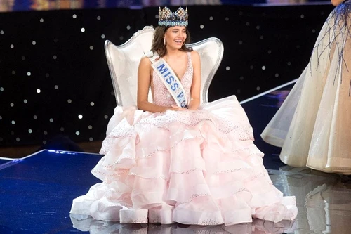Stephanie del Valle of Puerto Rico jpeg