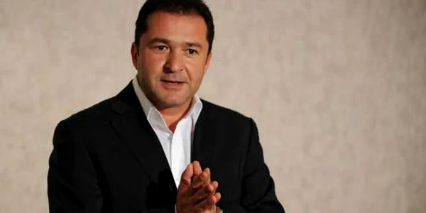 " Elan Schwartzenberg"