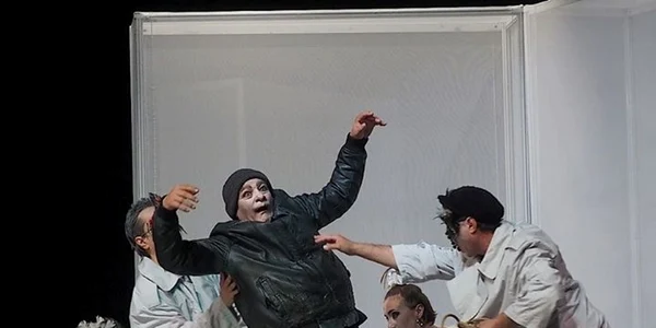 spargerea teatrul antional marin sorescu
