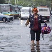 Inundaţii Bucureşti FOTO Inquam Photos Liviu Florin Albei