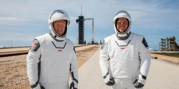  astronauti Doug Hurley şi Robert Behnken FOTO EPA