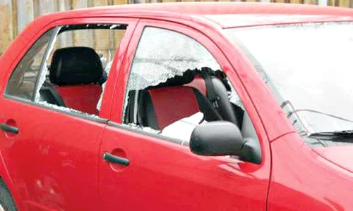 Bărbatul de 56 de ani  nu şi permitea să achite  pagubele vecinilor săi (FOTO: IONUŢ DIMA ) jpeg
