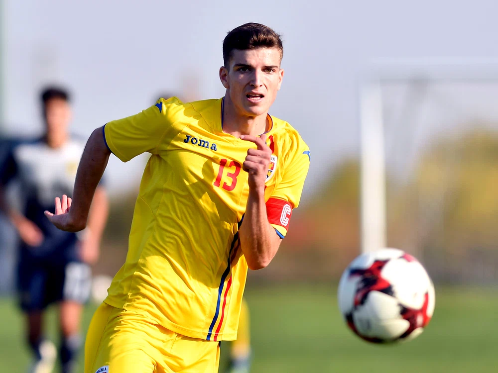 
    Jucătorul Craiovei, Valentin Mihăilă, a marcat de trei ori, iar România U19 a câştigat cu 8-0 în faţa GibraltaruluiFOTO: Sportpictures.eu  